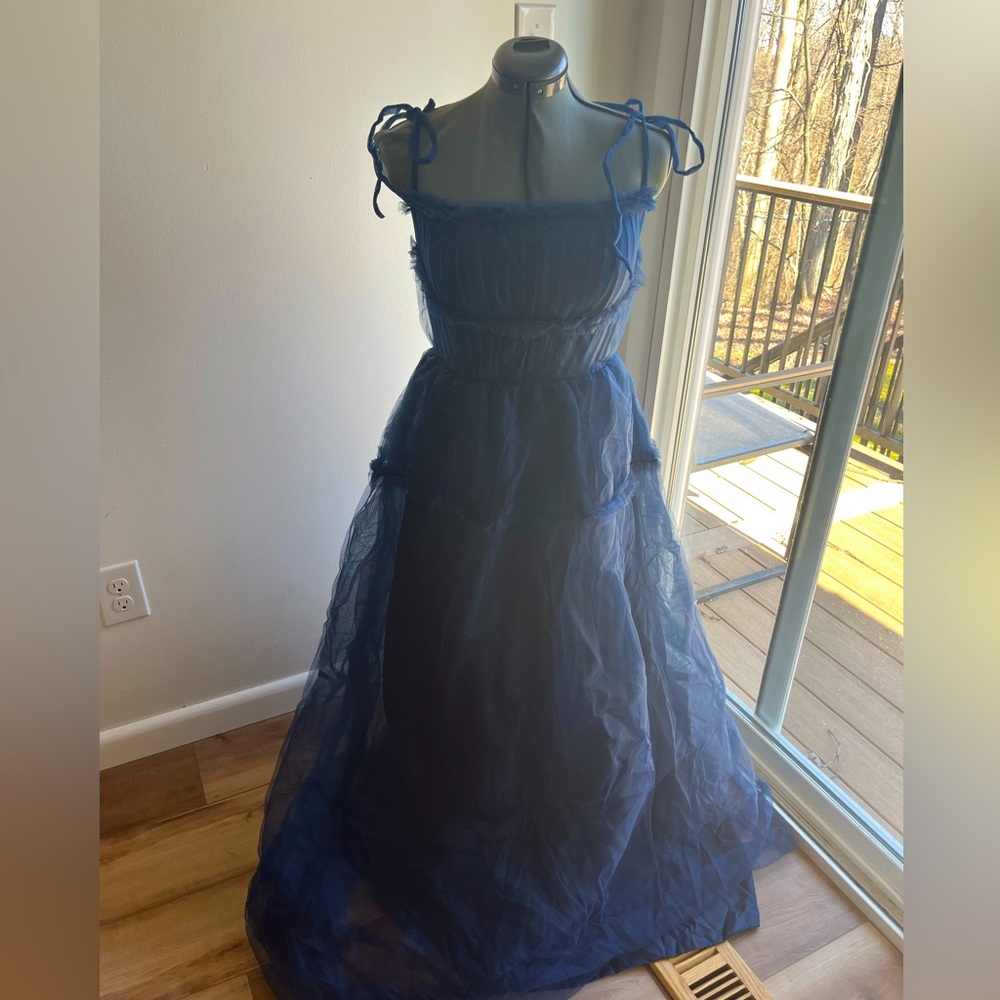 Dark blue lace up back maxi prom dress